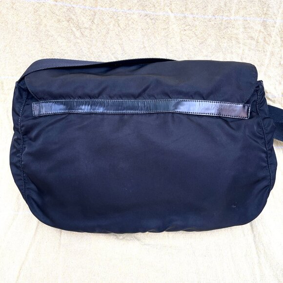 Prada Tessuto Vintage Nylon Saffiano Vela large Messenger Bag Black - Picture 14 of 15